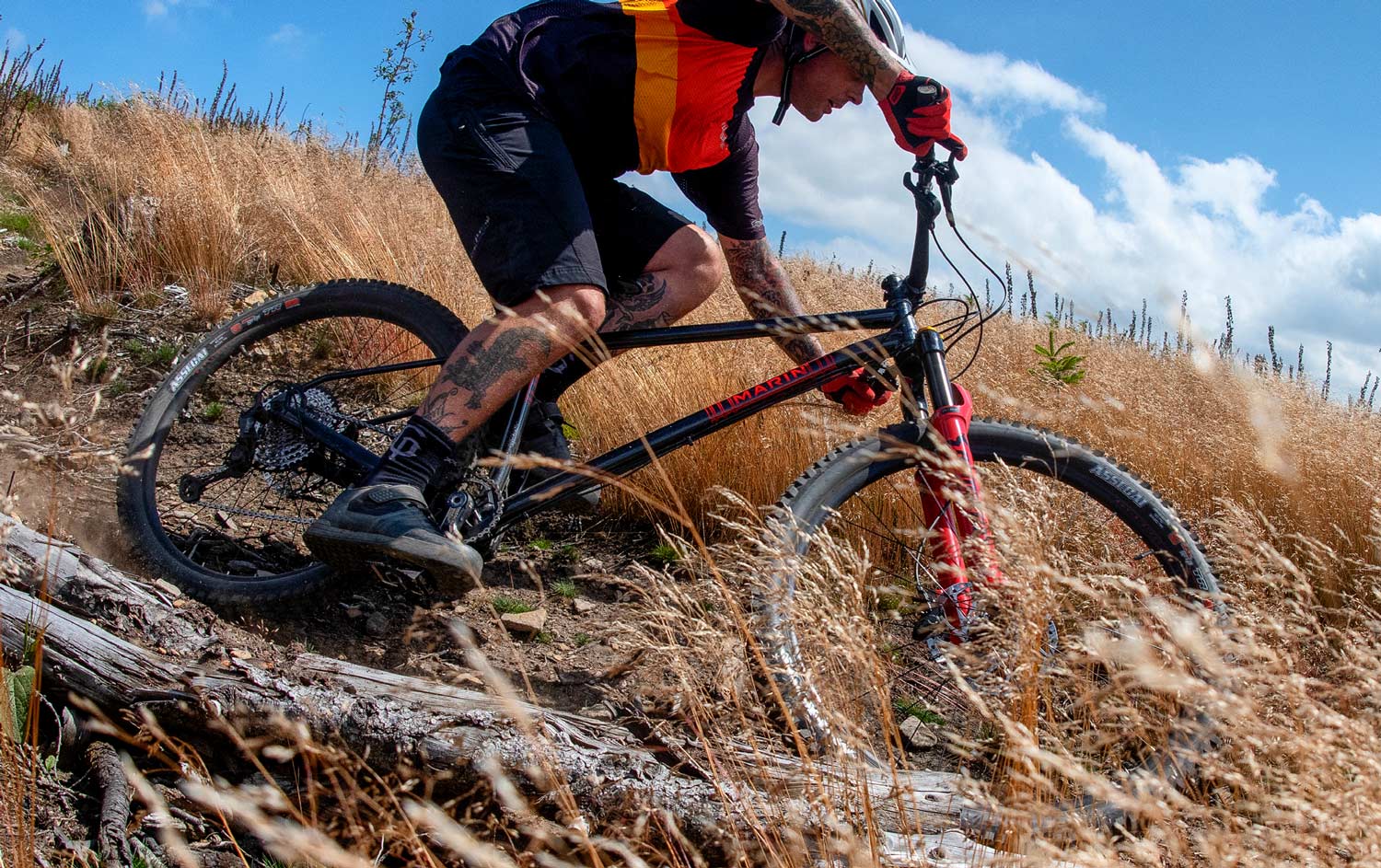 Bicicleta de montaña MTB en terracería